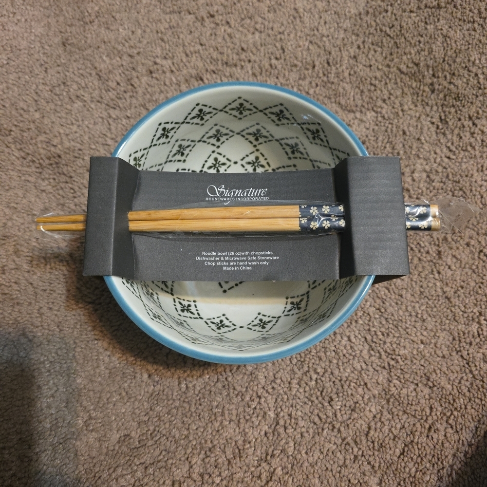 Signature Housewares Blue and White Noodle Bowl with Chopsticks